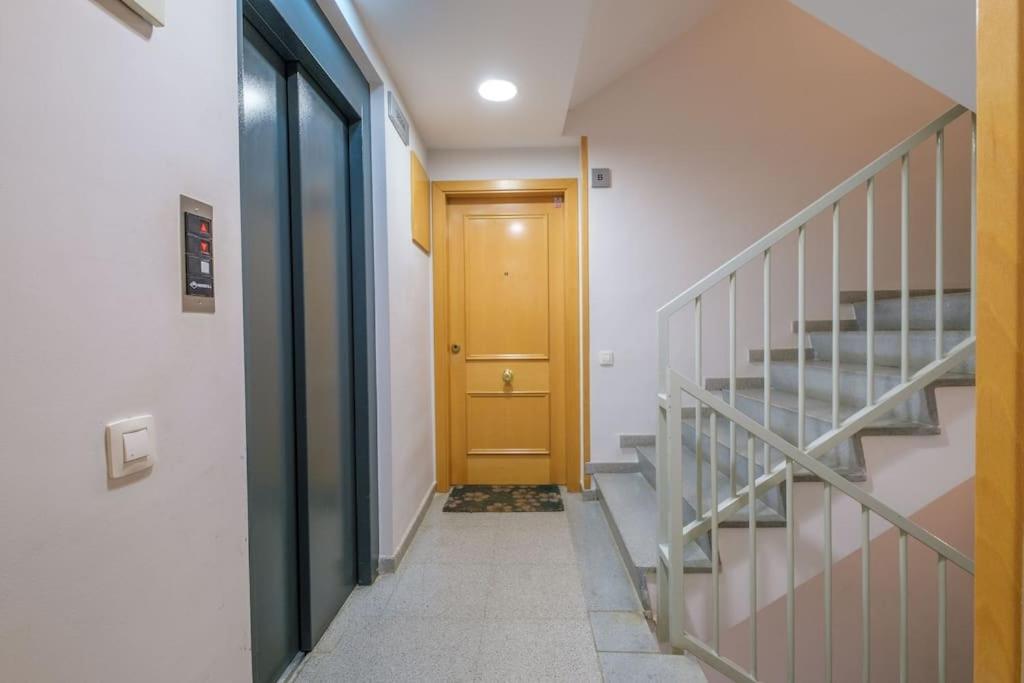 סאלו Apartamento En Complejo Residencial, Con Piscina. מראה חיצוני תמונה