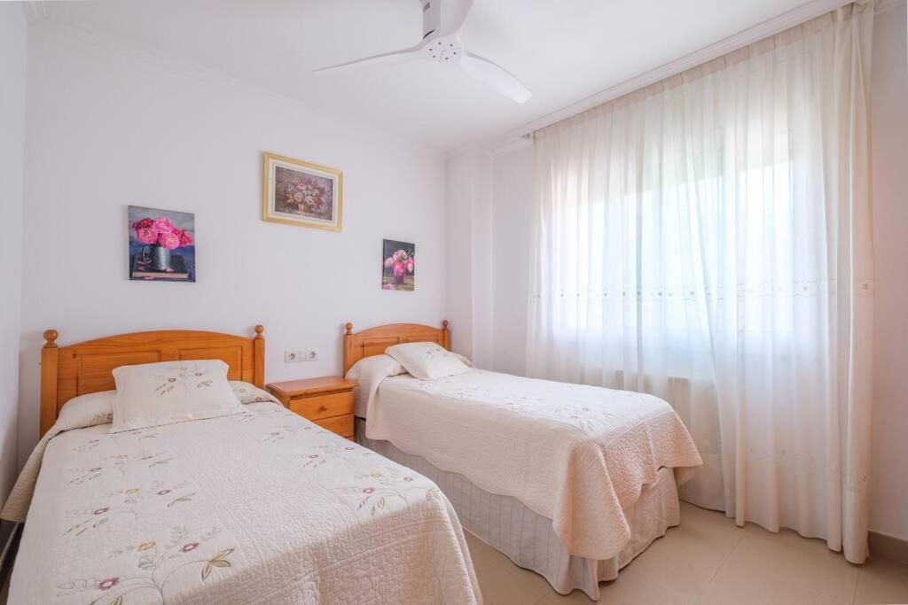 סאלו Apartamento En Complejo Residencial, Con Piscina. מראה חיצוני תמונה